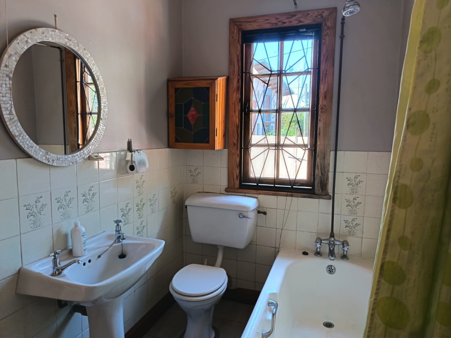 5 Bedroom Property for Sale in College Hill Eastern Cape